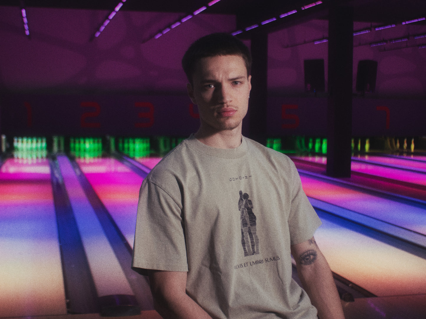PULVIS oversized faded t-shirt